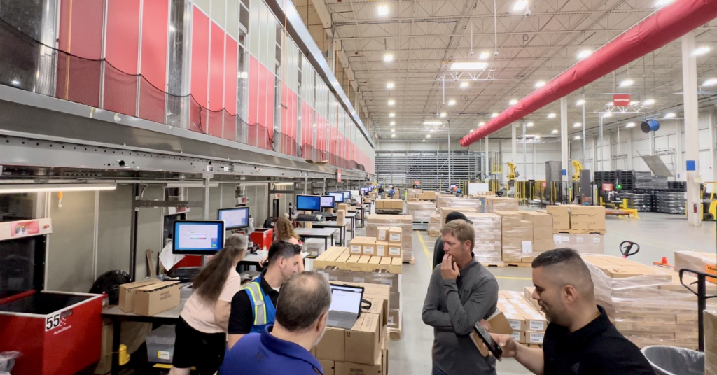 Box opening system for depalletizing